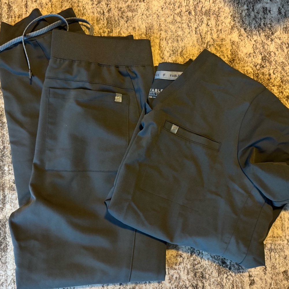 Fabletics Women's Gray Joggers - image 1